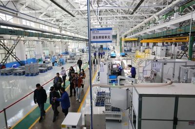 2025年走读莲湖区看发展主题宣传活动启动 第一站走进法士特