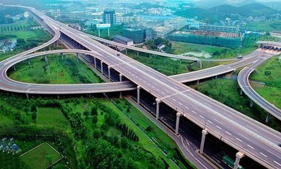 南昌“十纵十横”城市快速路网工程加速推进，11个项目将于今年开工